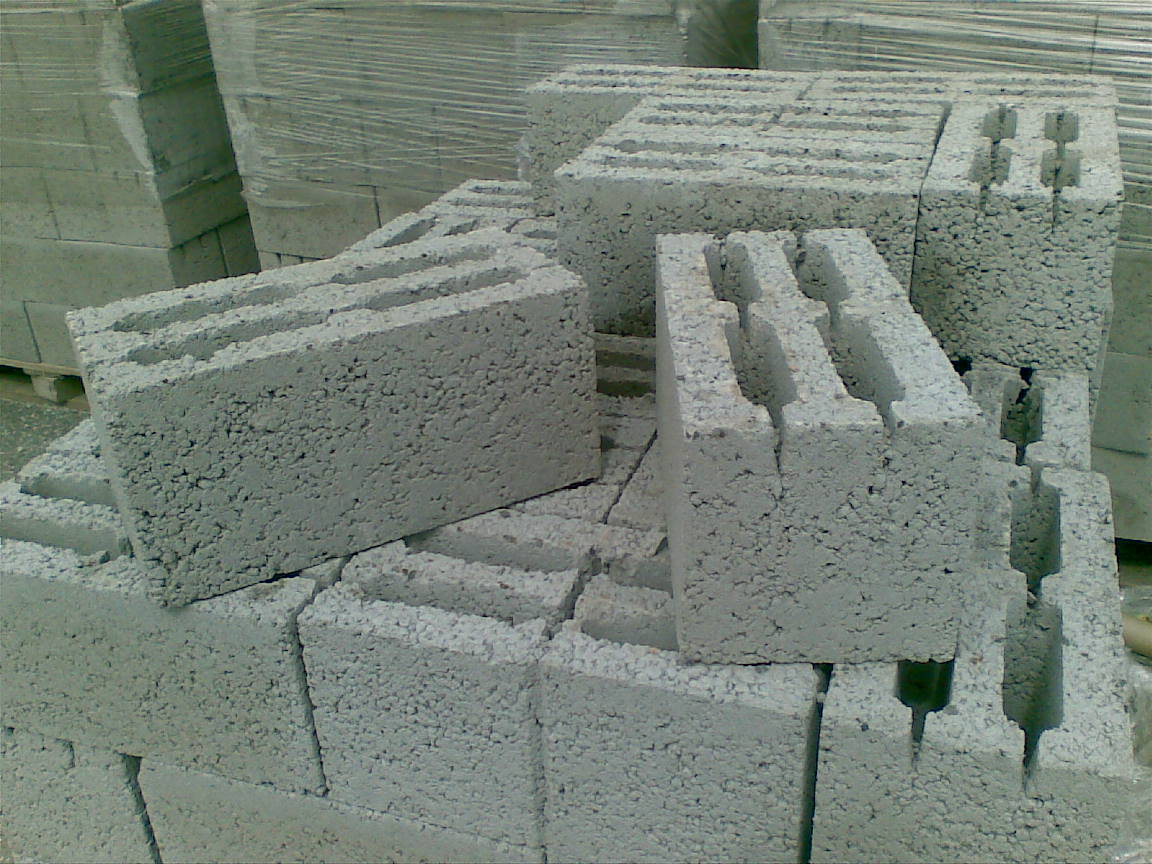 Блоки керамзитобетонные